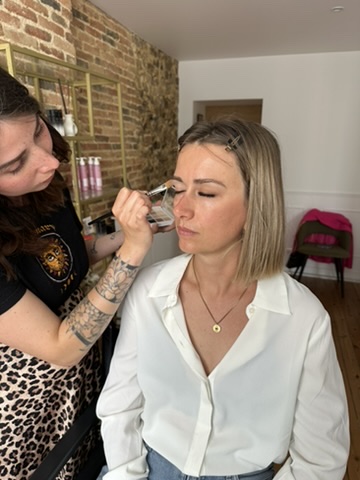 Préparatifs mariage avec Marie, maquilleuse en Vendée